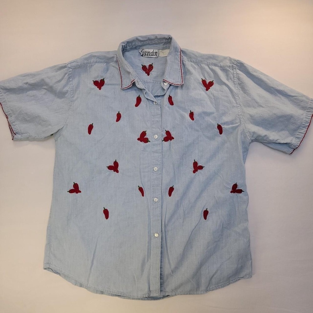 Vintage Fascination Blue Chambray Chili Pepper Heart Embroidered Button Down XL